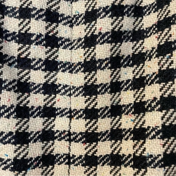 Talbots Black and Cream Houndstooth Plaid Wool Gold Button A-Line Skirt Size 12 - Picture 6 of 11